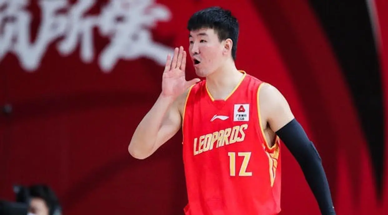 黄金年龄离开篮坛，男篮国手落寞退役无人欢送，曾是男篮最准一环