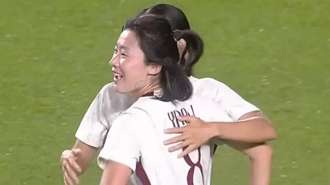 随着中国女足2-2韩国，东亚杯最新积分榜出炉，日本4-0高居榜首！