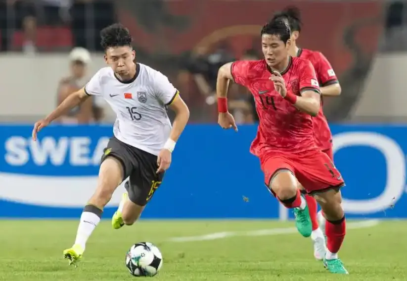 CCTV5直播！国足VS日本队时间有变，久尔杰维奇变阵，4人或遭弃用