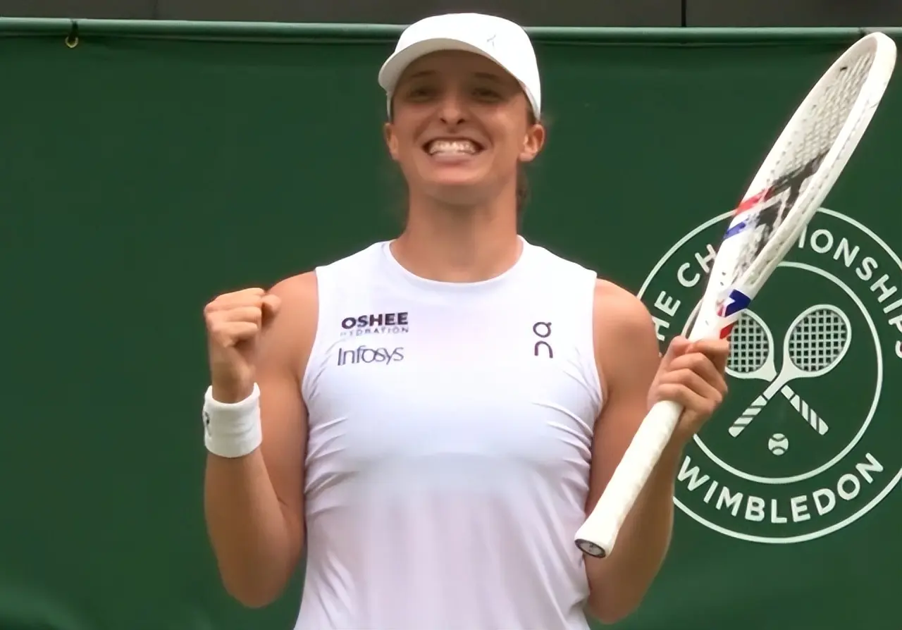 温网2-0！前世界第1高举双臂，低谷中迎重大突破，解锁全满贯4强