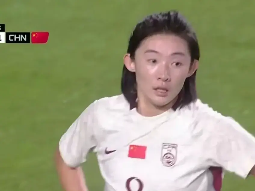 东亚杯女足为什么2:2平韩国？赛后中韩主帅一番话，说的十分矛盾