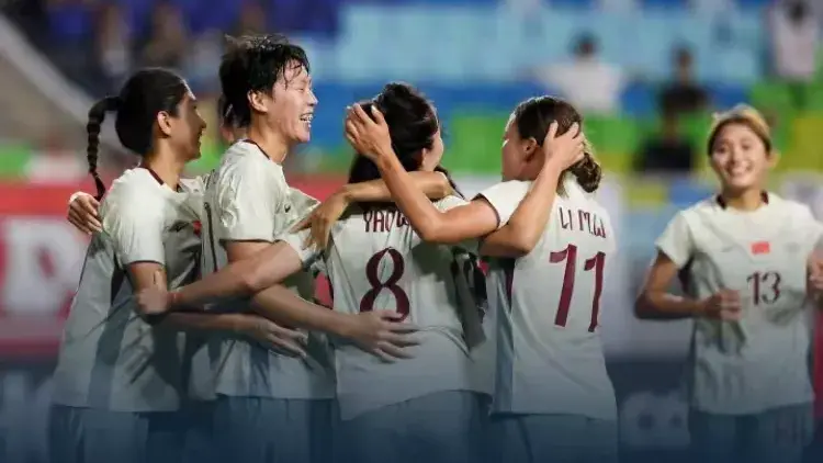 东亚杯女足为什么2:2平韩国？赛后中韩主帅一番话，说的十分矛盾