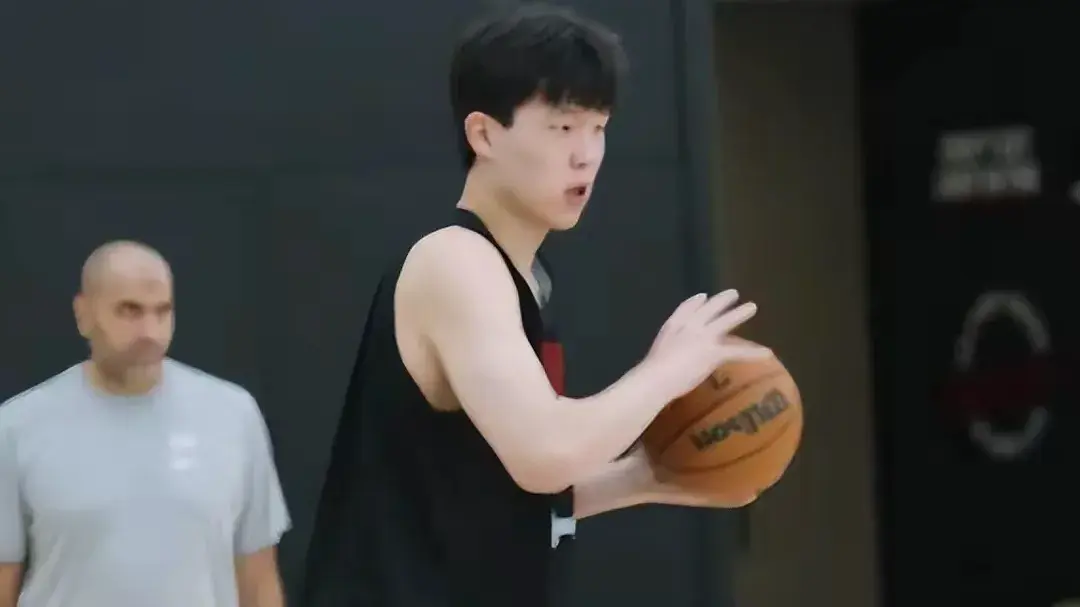 克林根不打夏联，杨瀚森有机会通过夏季联赛锁定新赛季首发吗？