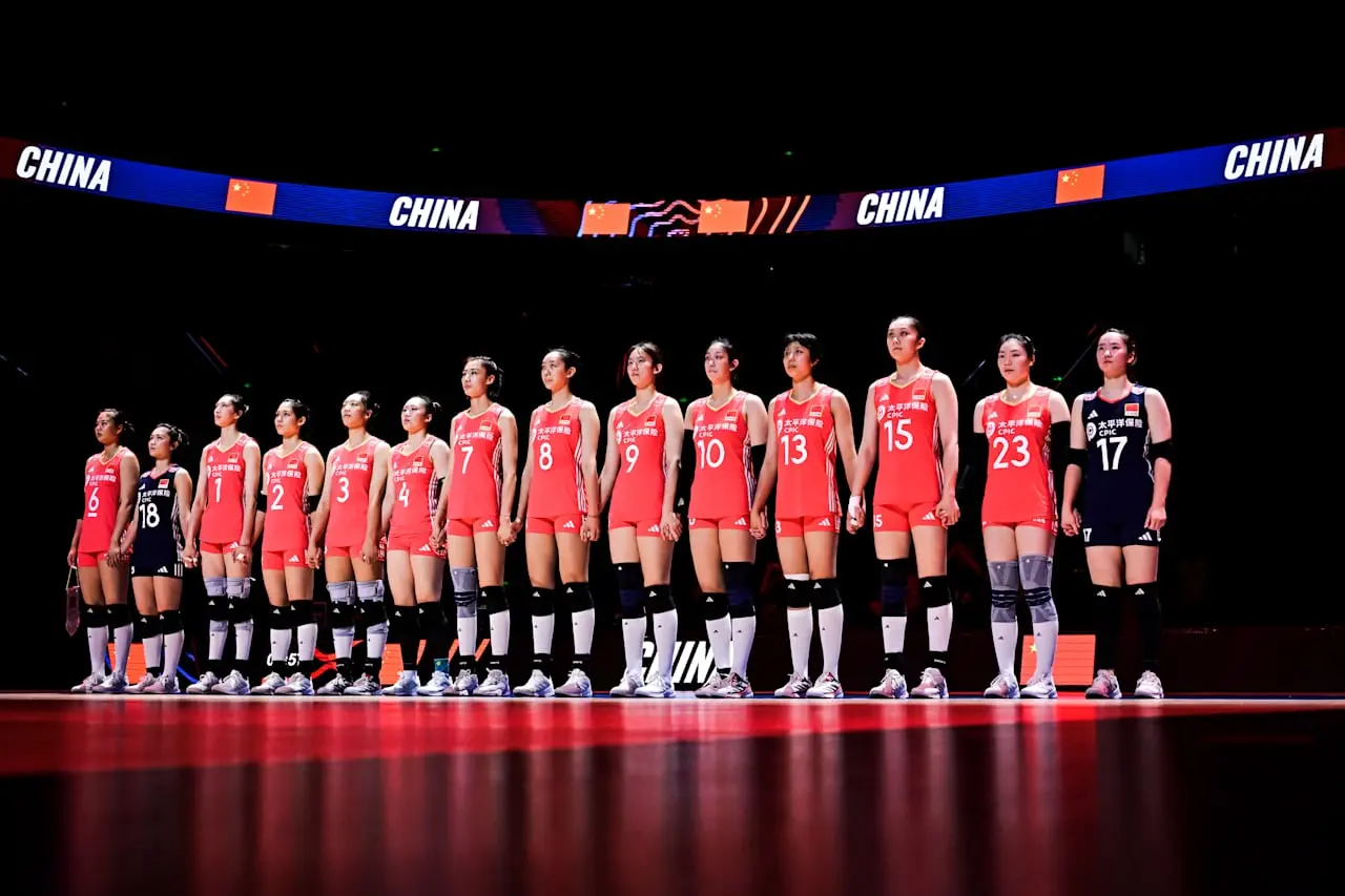 最新积分榜：中国女排3-2胜，仍被日本反超！附赛程CCTV直播