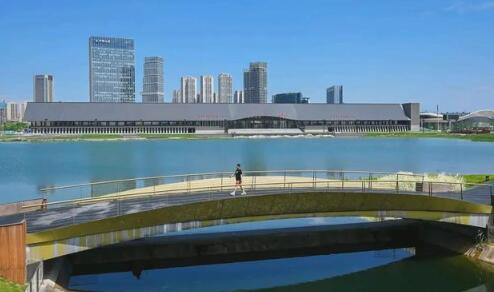 不堆符号不炫技，成都世运会开幕式凭什么“缤纷”出圈？