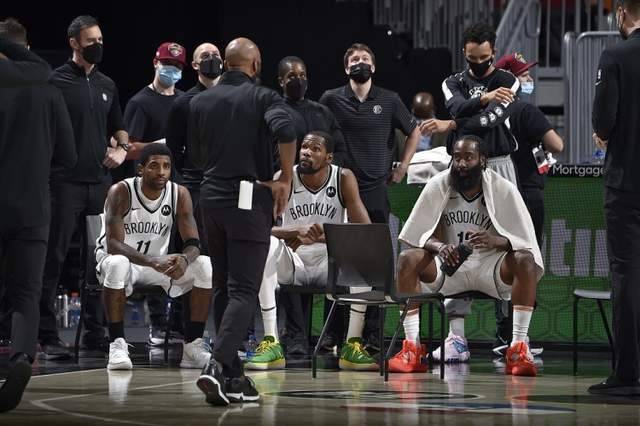 1.63亿续约！带伤强行复出，纳什再谈哈登，他终于说出心里话