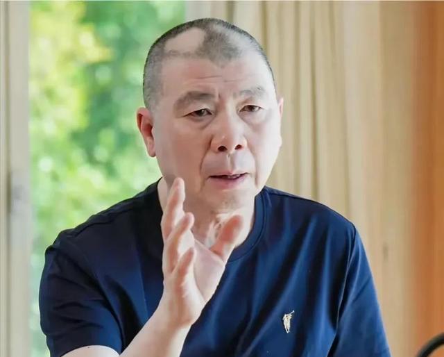 长相平平却为何资源不断？冯小刚评价一针见血，被低估的星二代！