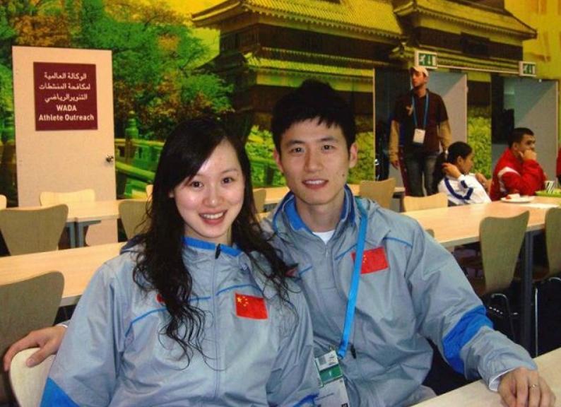 好消息！国羽奥运冠军任副院长，45岁成时尚达人，妻子是女神