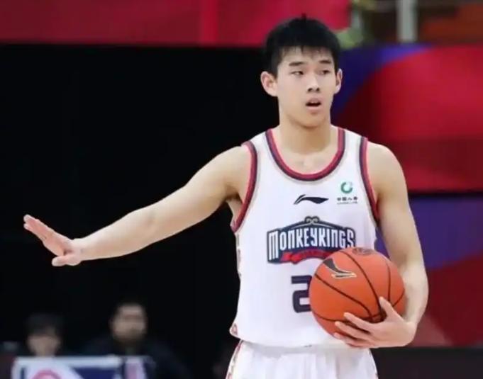 第8顺位选中，林葳加盟独行侠下属球队，他能够拿多少钱的合同？