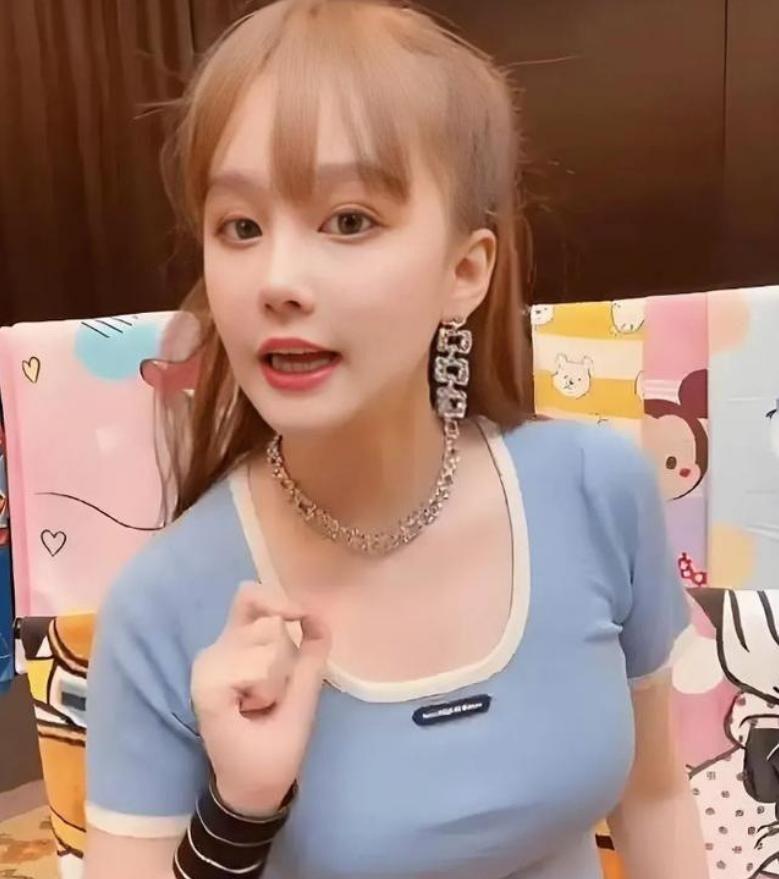 赵本山女儿球球抑郁症复发！说话颤音、手抖，已患有抑郁症10年
