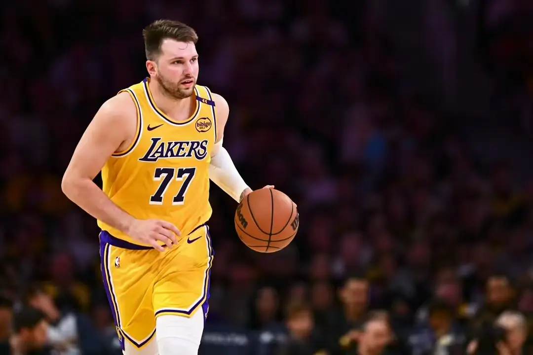 美媒评NBA历史79大球星：约基奇字母进前25，库里第13，第一易主