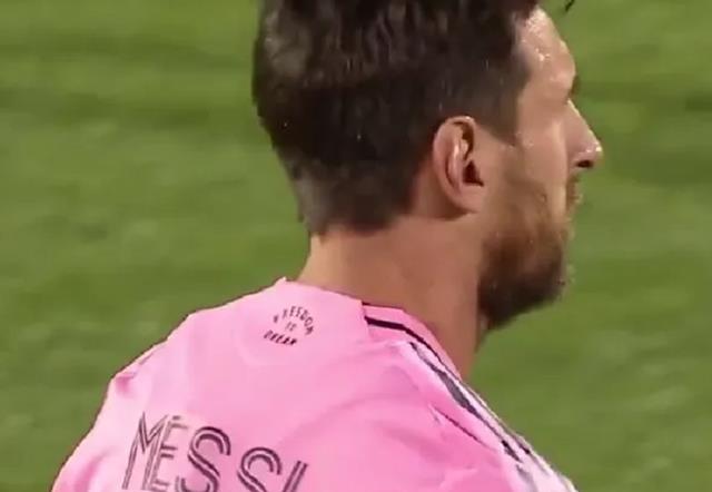 2-1！梅西11分钟2球，一场创2纪录：连续4场联赛梅开二度前无古人