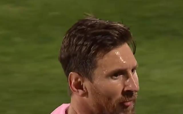 2-1！梅西11分钟2球，一场创2纪录：连续4场联赛梅开二度前无古人