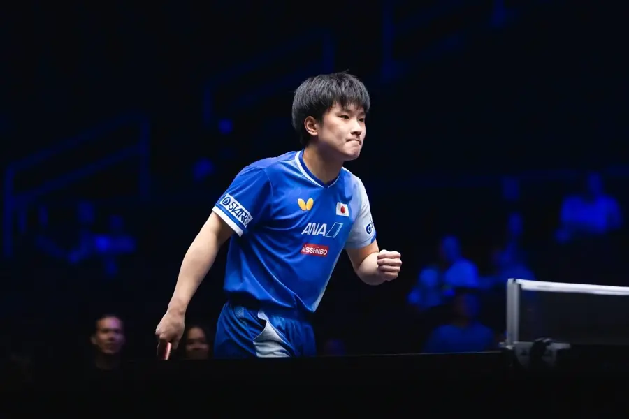 张本智和险胜阿鲁纳，在WTT美国大满贯侥幸留下一线生机