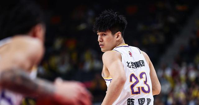 李月汝拿18+10，孙铭徽追忆队长，陈国豪美国特训，西热猛夸林葳