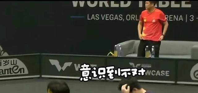 国乒刘志强教练太搞笑，没到暂停就把饮料摆出来了，后又默默撤回