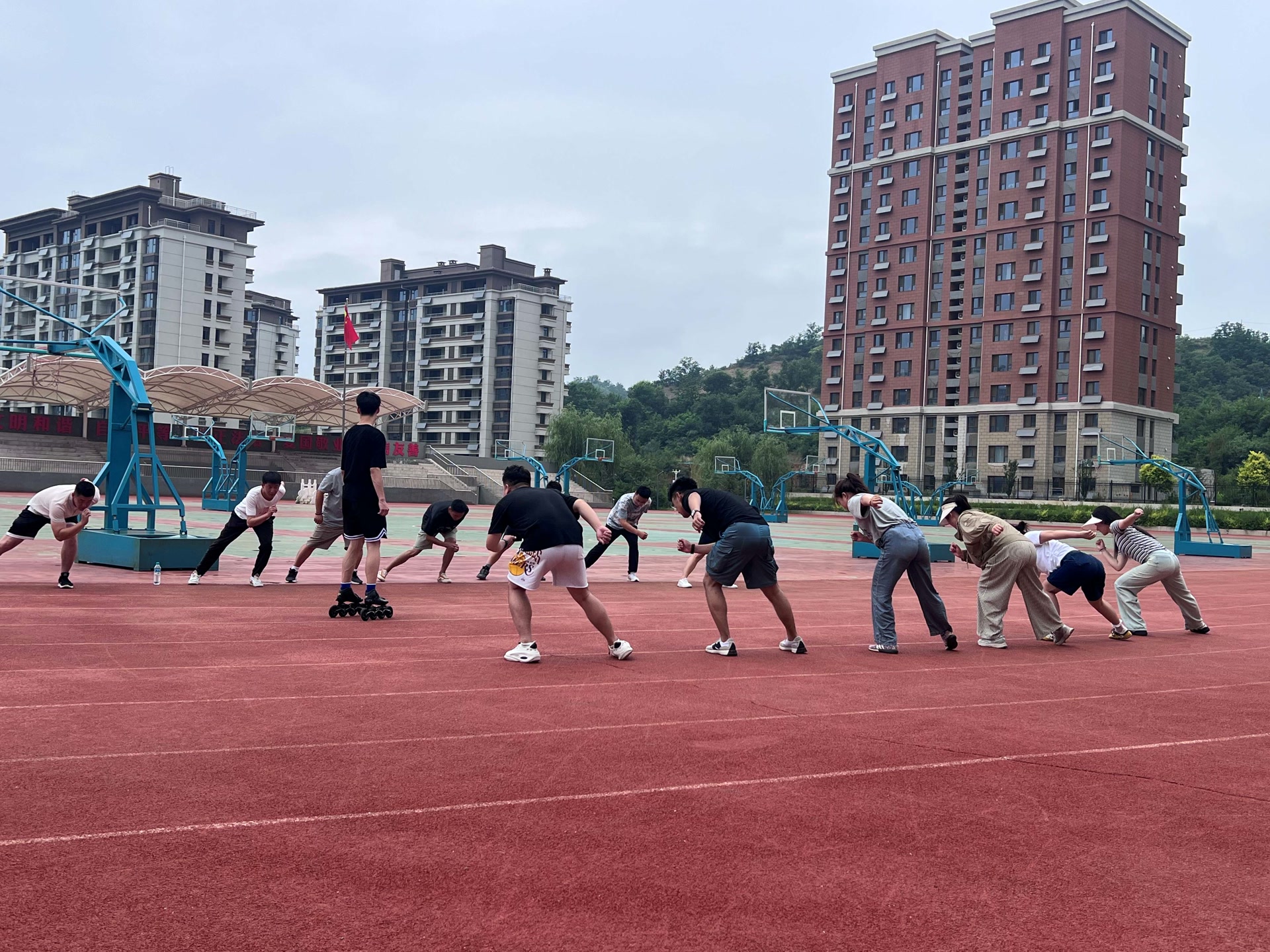 体大师生赴承德开展教学活动 助力京津冀冰雪一体化
