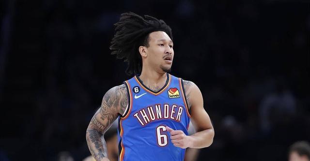 雷霆杀疯了！四笔签约狂砸5.67亿，网友：两连冠稳了