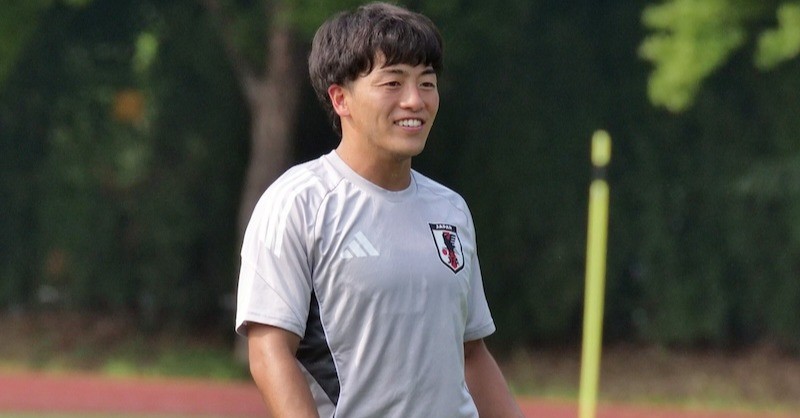 相马勇纪谈前队友塞尔吉尼奥：他身体素质很强，左脚技术出色