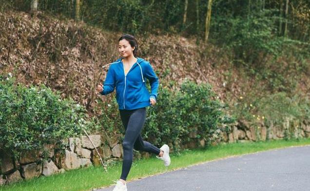 运动越多越长寿？45年研究揭秘：太猛反而老得快