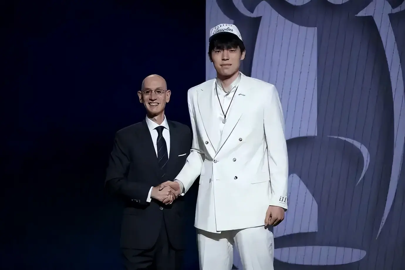 杨瀚森NBA首秀时间出炉！对手有点强，这次CCTV5竟不直播