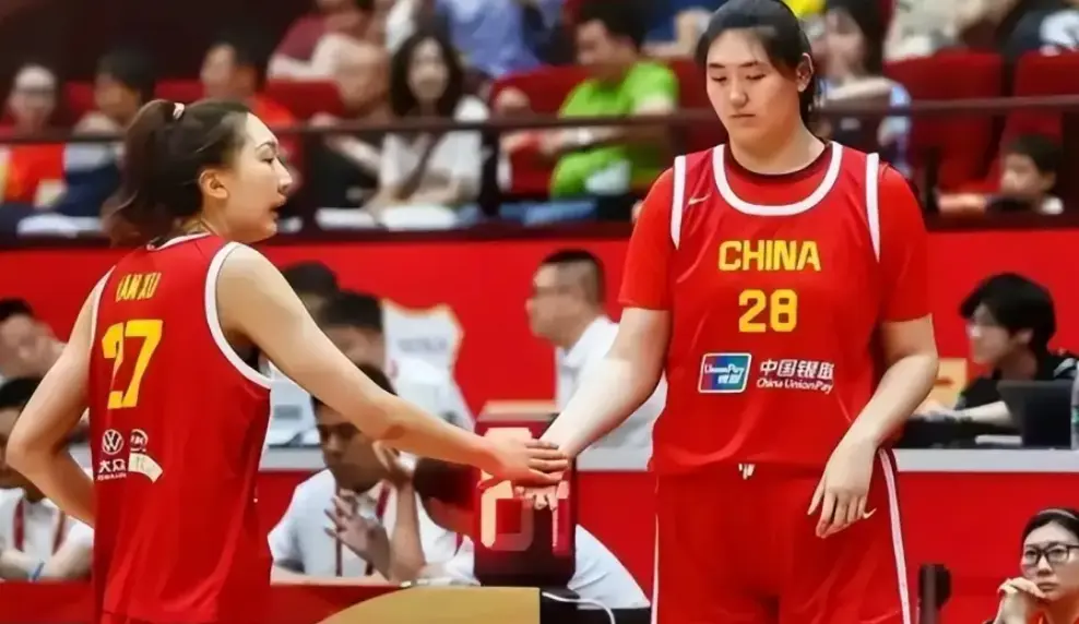 女篮亚洲杯12人名单难缠？宫鲁鸣将裁两大猛将：潘臻琦或再次被弃