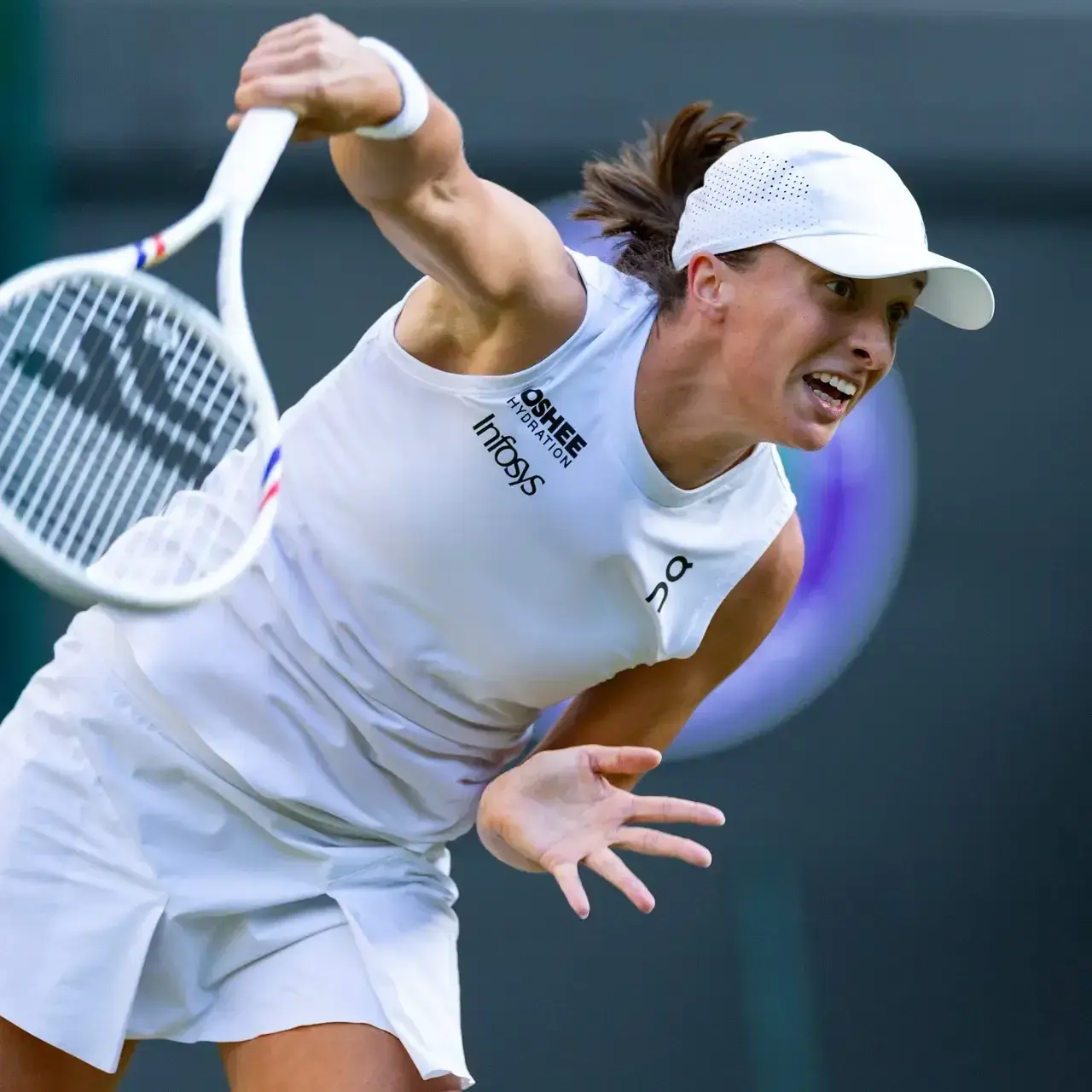 6-2，6-0！温网头号夺冠热门易主，斯瓦泰克赢麻：连赢8局进决赛