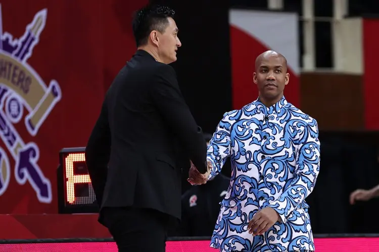 马布里公然点名杜锋！称NBA更文明，不会像CBA教练用脚去拌人