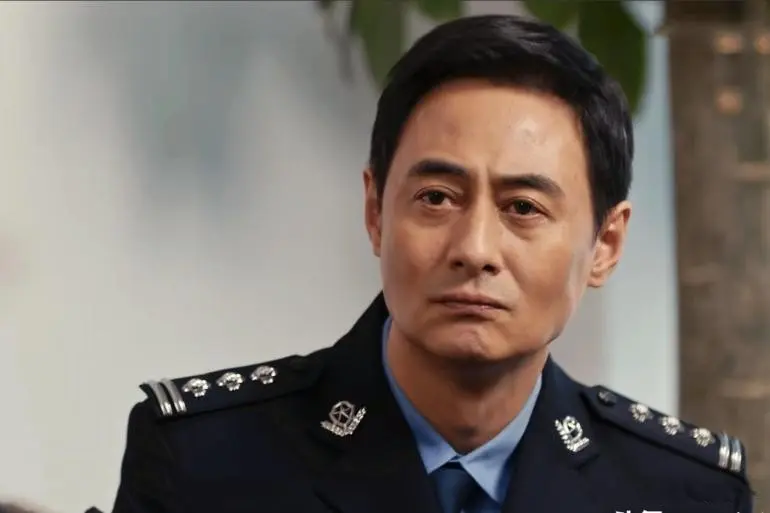 以法之名：同样拿了护照，为何孙飞跑不掉而王华山能成功出逃？