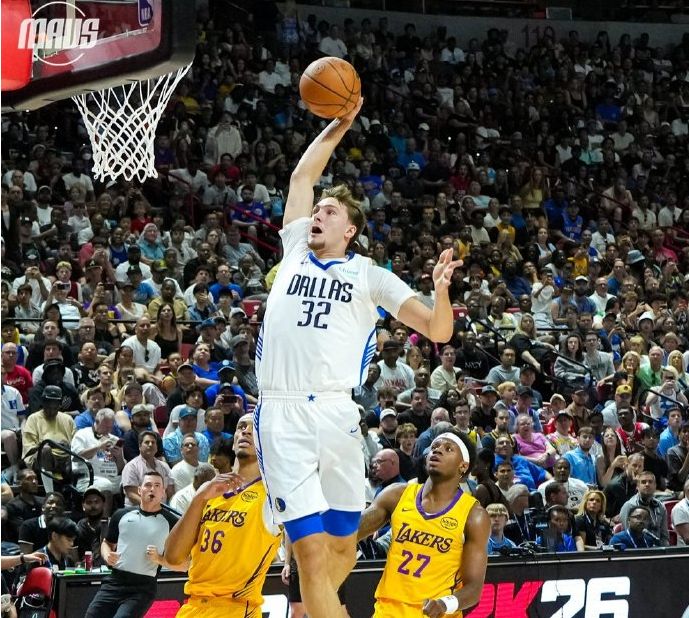 NBA夏联战报：湖人惜败独行侠布朗尼8分丢绝杀三分 弗拉格首秀21中5