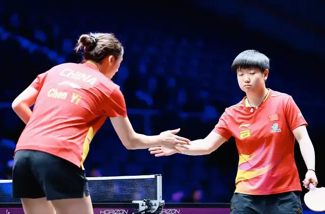 爆冷出局，止步16强，孙颖莎状态低迷原因找到，王励勤不该犯错