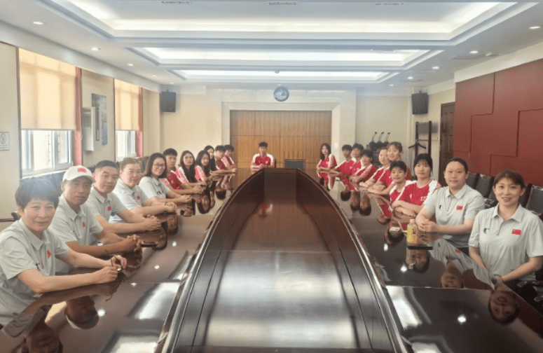 媒体人：中国三人女篮首次出征大运会，将在7月15日前往德国