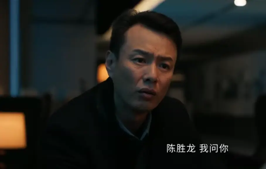 以法之名：同样拿了护照，为何孙飞跑不掉而王华山能成功出逃？