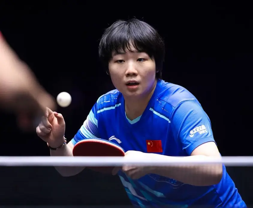 大满贯战报：大满贯女单8强出3，蒯曼3-0晋级，首局2-9逆转太燃