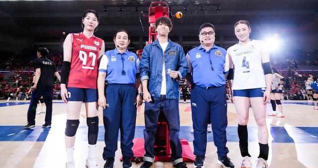 打疯了！世联赛：日本女排升第3，中国女排仅第7，1队豪取10连胜