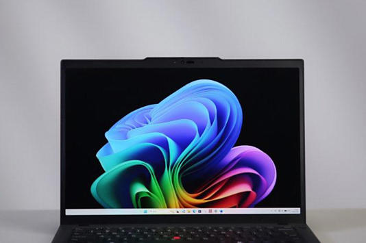 ThinkPad T14 Gen 6 AI元启版上手体验：延续经典，用AI助力降本增效