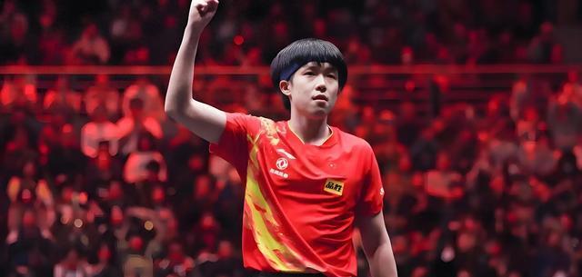 杨瀚森助威,秀翻天!WTT美国大满贯王楚钦3比0横扫李尚洙!