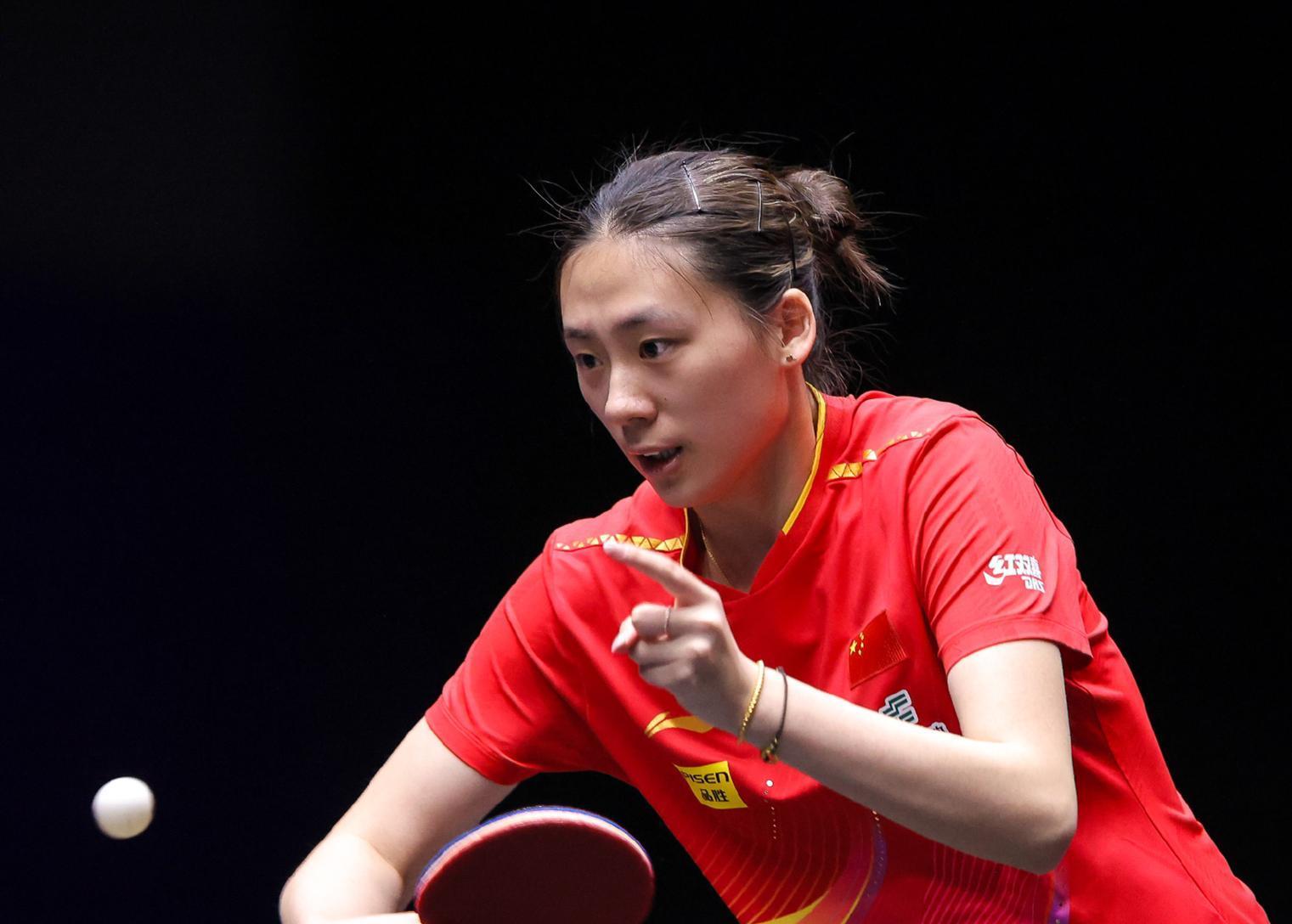 恭喜！中国女乒21岁1米77新版王曼昱崛起：3-1击败孙颖莎大蜕变
