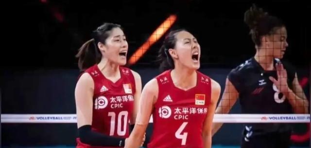 7月11日凌晨女排战场“战火”升级，晋级、蜕变与危机交织！