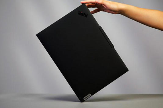 ThinkPad T14 Gen 6 AI元启版上手体验：延续经典，用AI助力降本增效