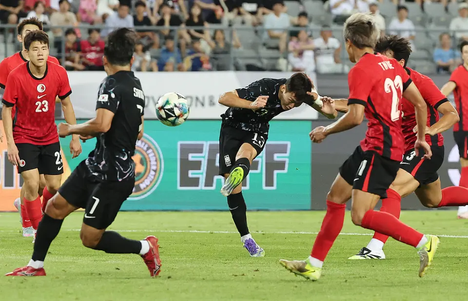 顽强？中国香港0-2韩国！27分钟才丢球，名记：末轮战国足五五开