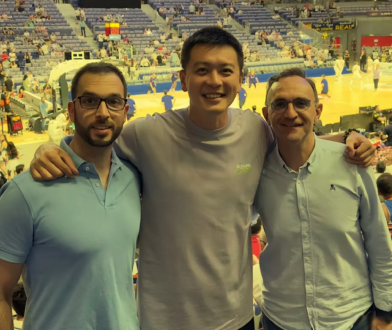 13点30分！辽篮正式官宣，杨鸣左膀右臂告别离队，赵继伟送祝福