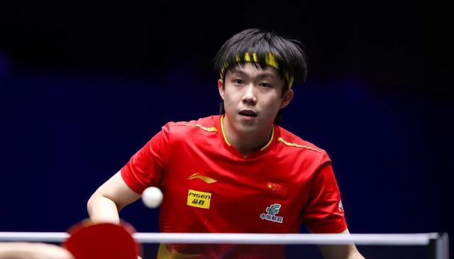 随着王楚钦3-0速胜，WTT男单8强全部诞生，国乒两人各守半区！