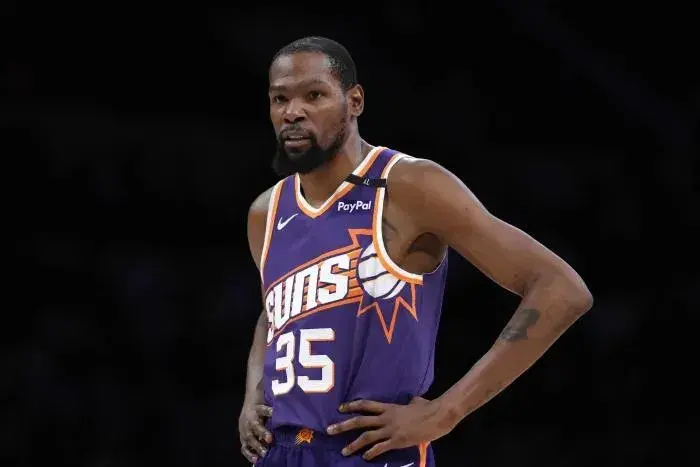 未来2-3年有可能选择退役的15名NBA球星，詹姆斯排名第一