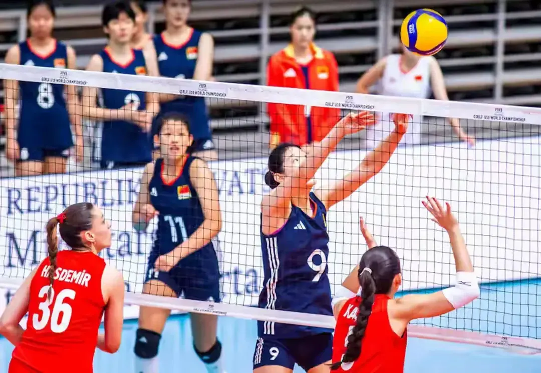 U19中国女排无缘四强，1-3不敌土耳其，单局9-25，日本女排更惨