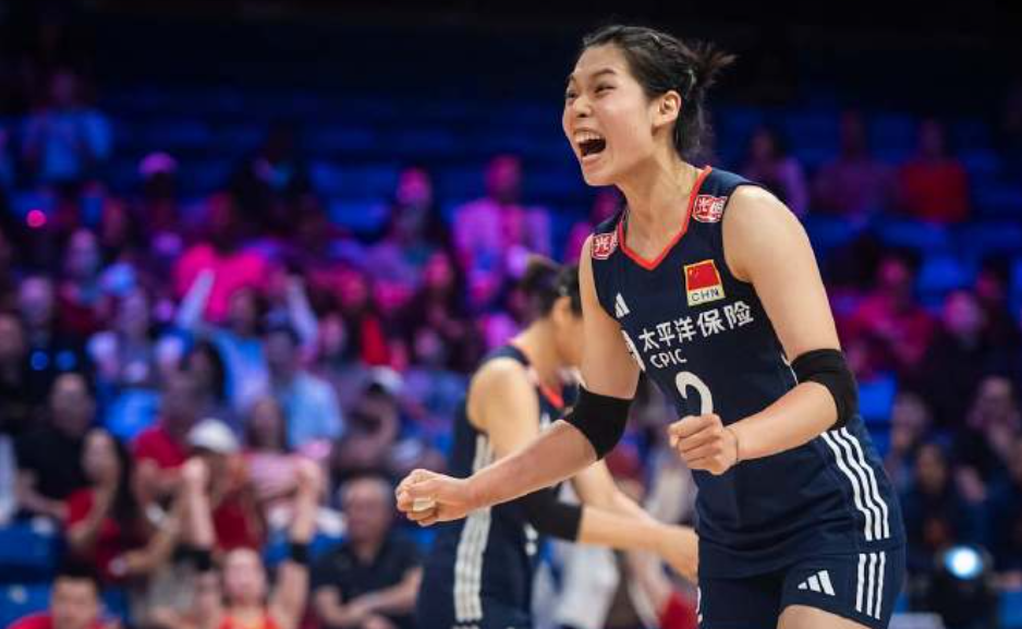 【世界女排联赛阿灵顿站】庄宇珊连续发出“ACE”球冲垮对手 中国女排胜加拿大女排，提前晋级总决赛！