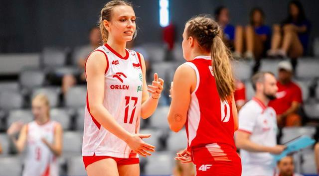 她们也输了！中国女排1-3后，日本女排0-3完败，亚洲双雄无缘4强