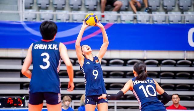 9-25脆败土耳其！袁志犯了2大错误，中国女排无缘U19世锦赛四强
