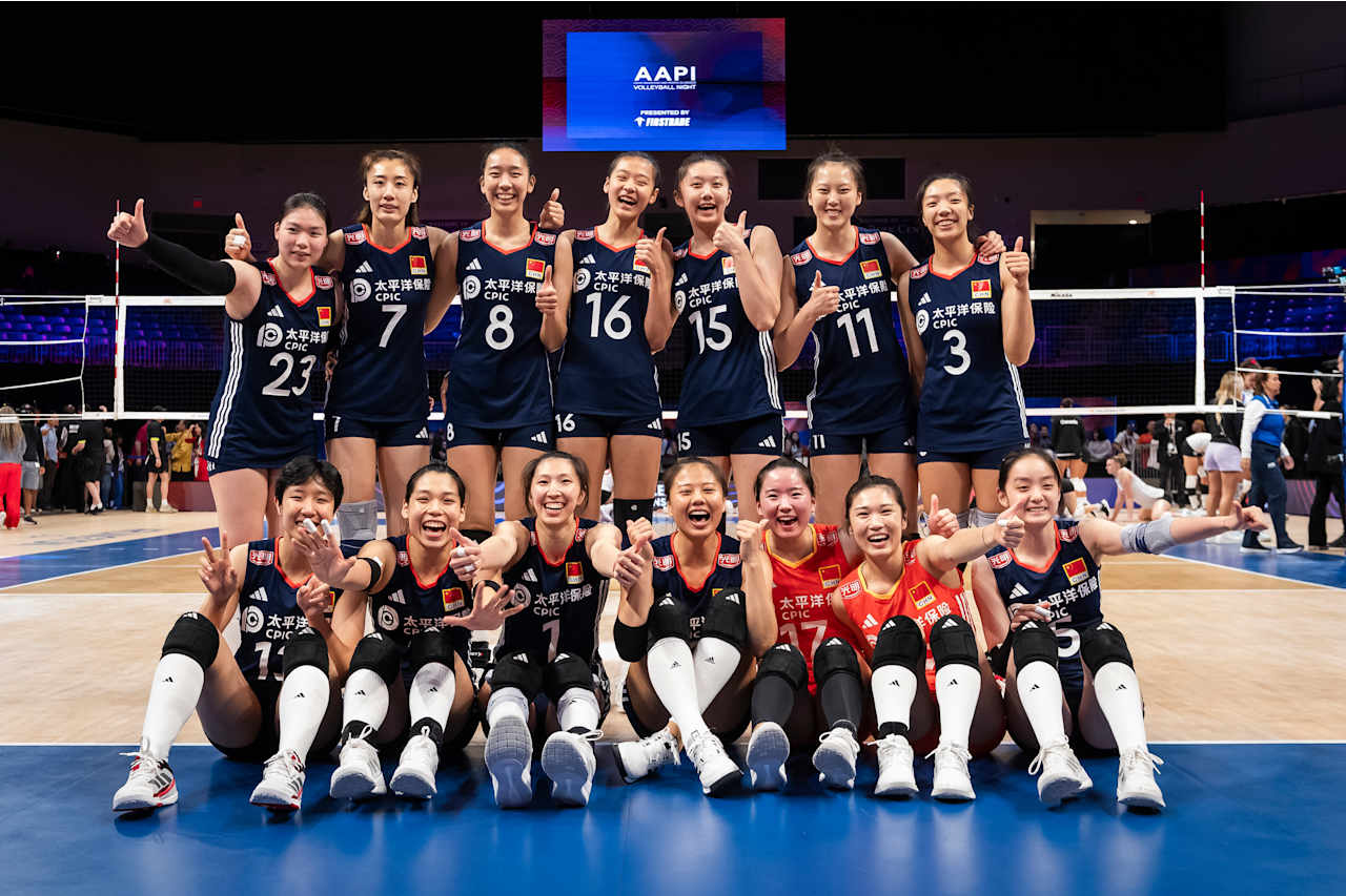 中国女排晋级八强！赵勇布局成功 庄宇珊 吴梦洁 龚翔宇合砍53分 一项数据有进步