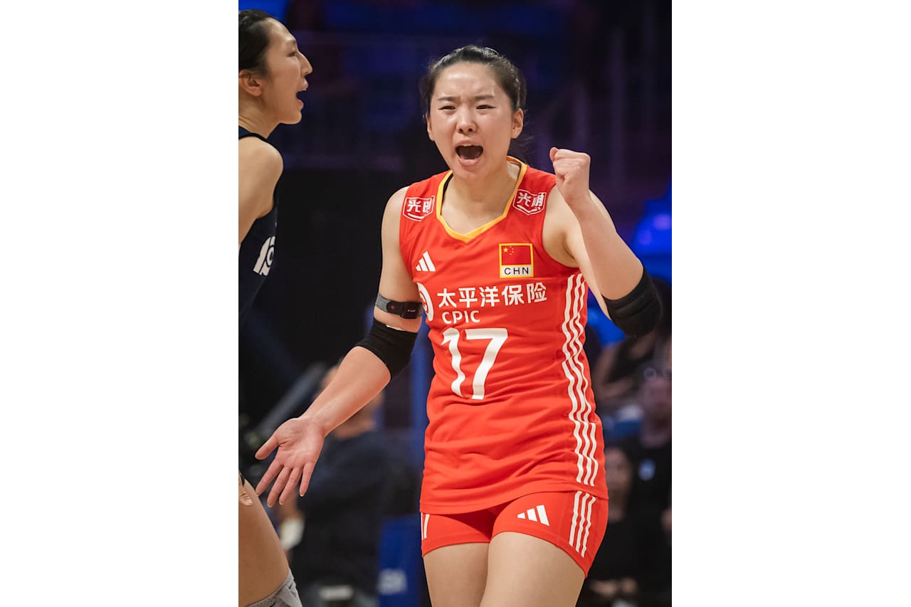 中国女排晋级八强！赵勇布局成功 庄宇珊 吴梦洁 龚翔宇合砍53分 一项数据有进步